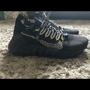 NEW Nike Space Hippie 01